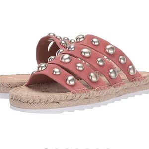 NWOB MARC FISHER LTD Brandie Studded Pink Suede Espadrille Slide Beachy Sandals